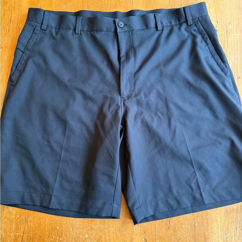 PGA Tour Golf Men's 40 Shorts